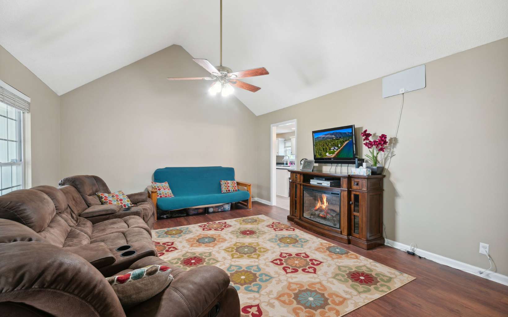 352 Chandler's Ridge