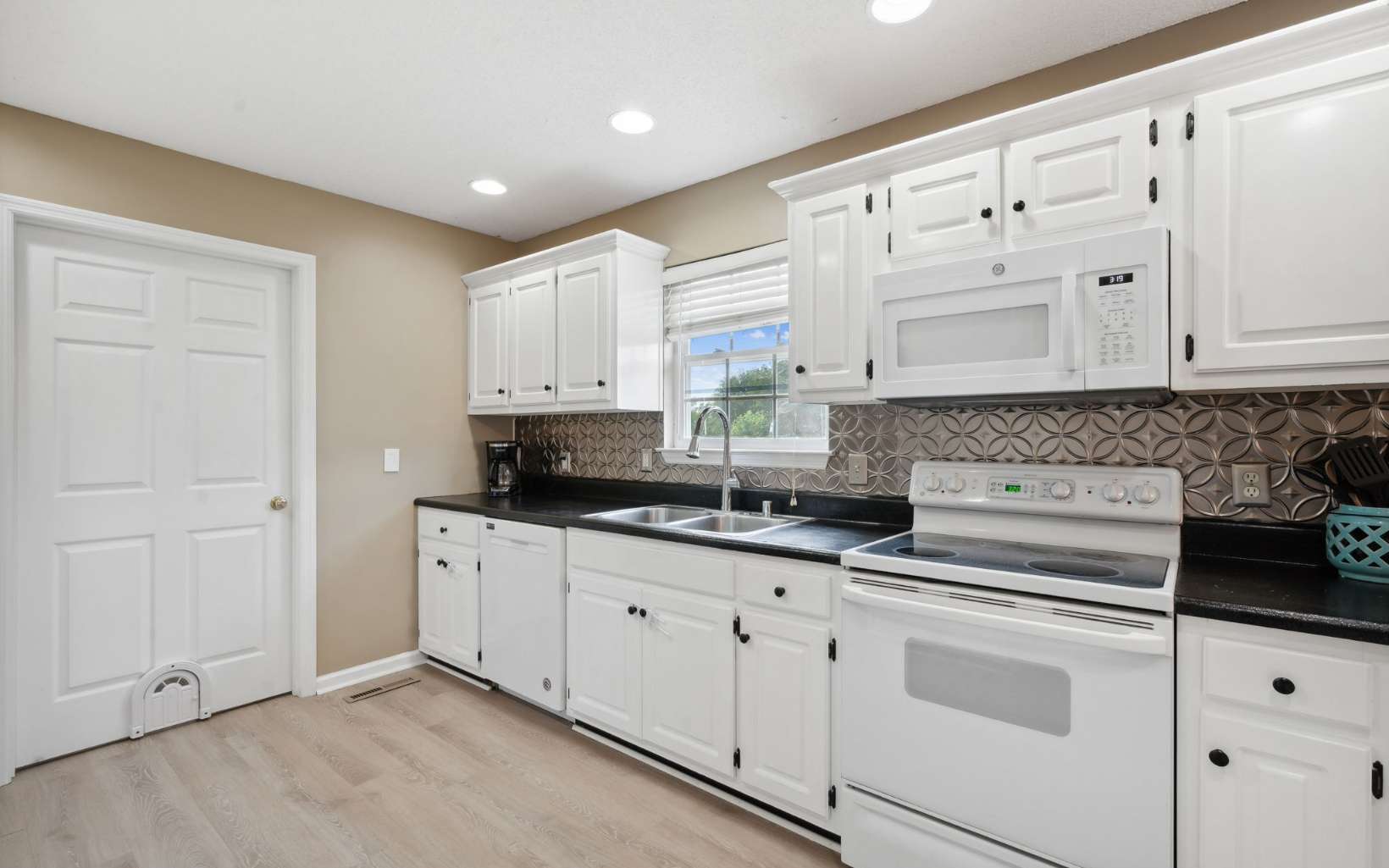352 Chandler's Ridge