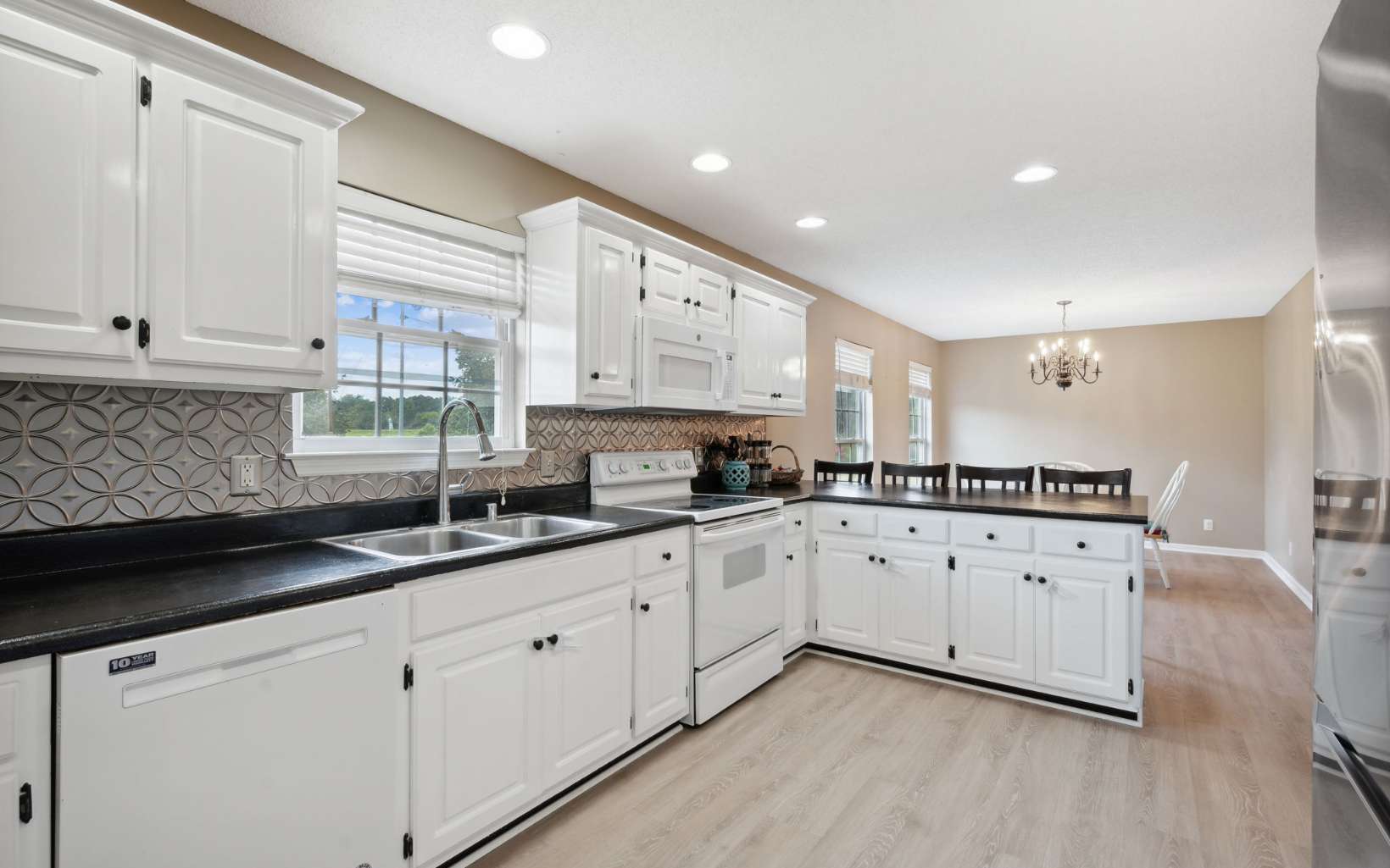 352 Chandler's Ridge