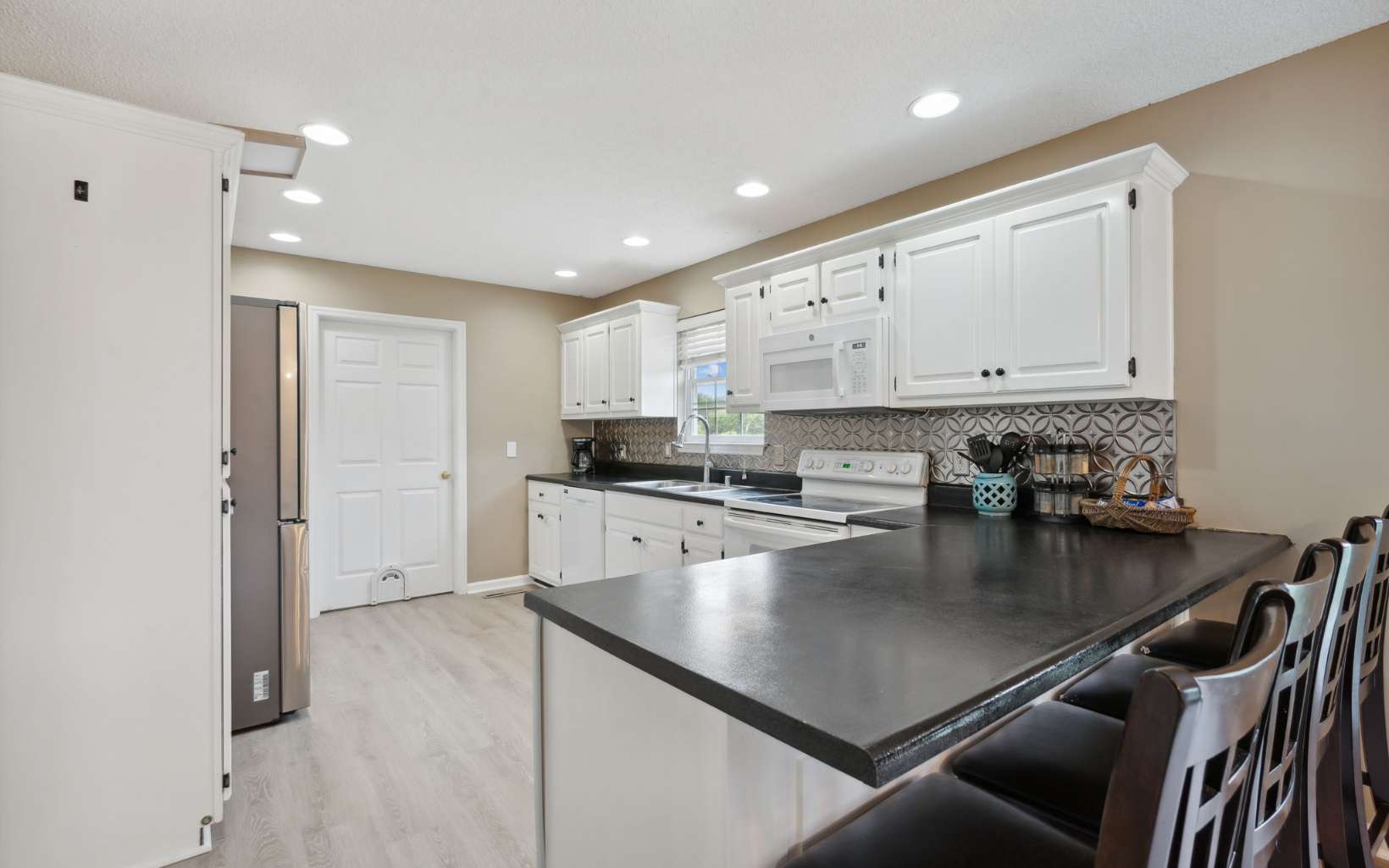 352 Chandler's Ridge
