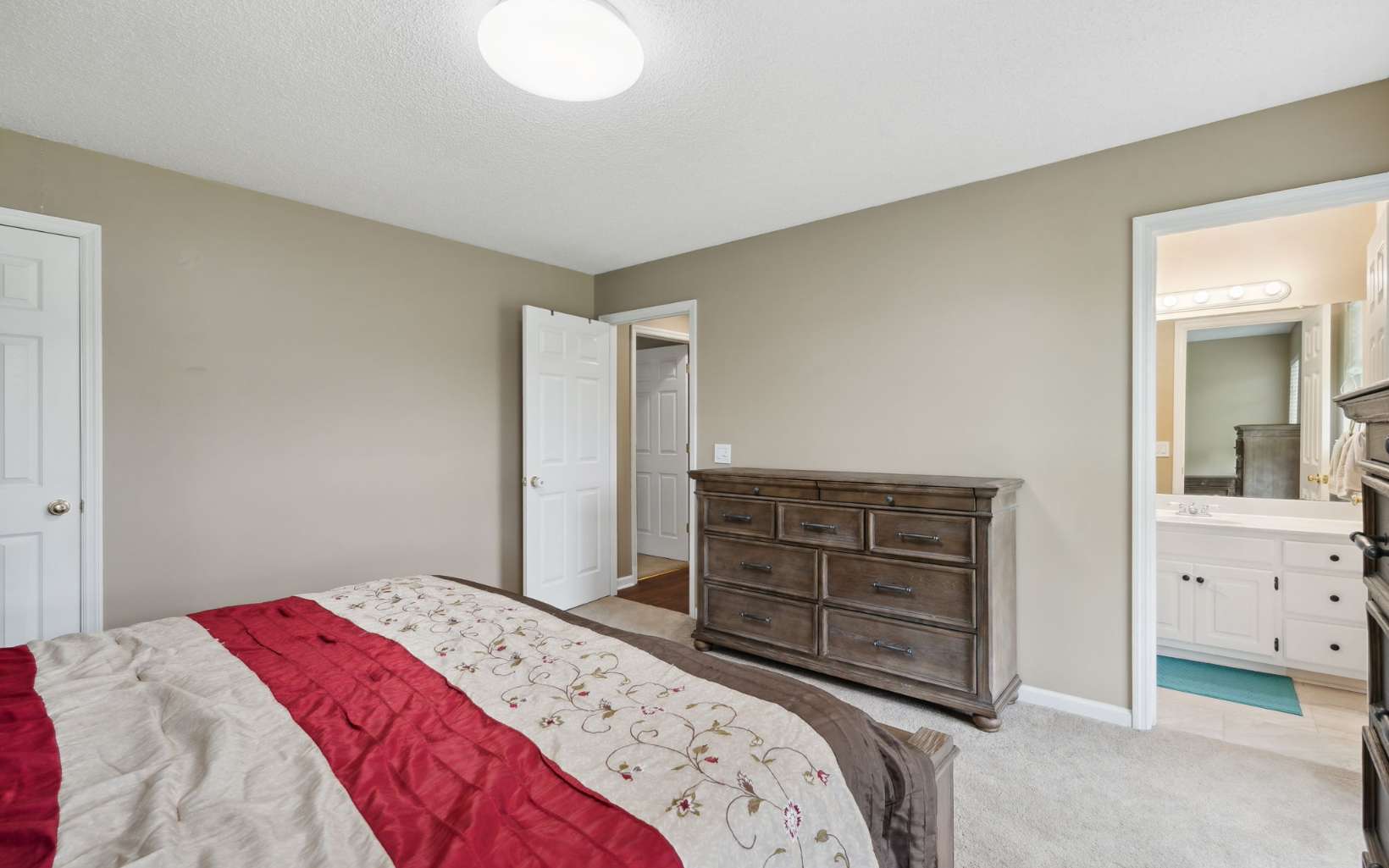 352 Chandler's Ridge