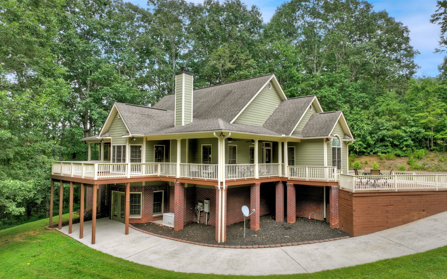 215 Fern Valley Road