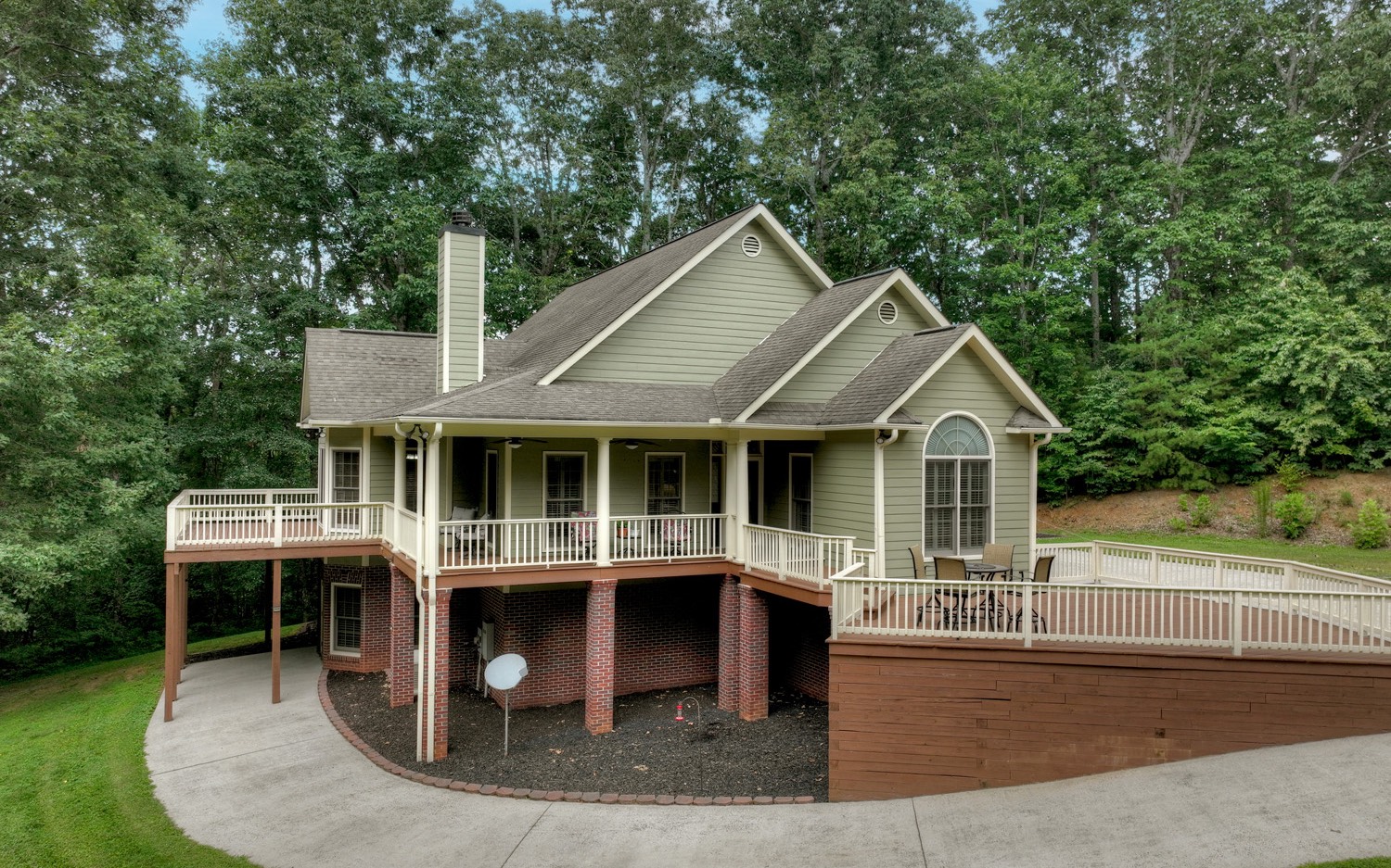 215 Fern Valley Road