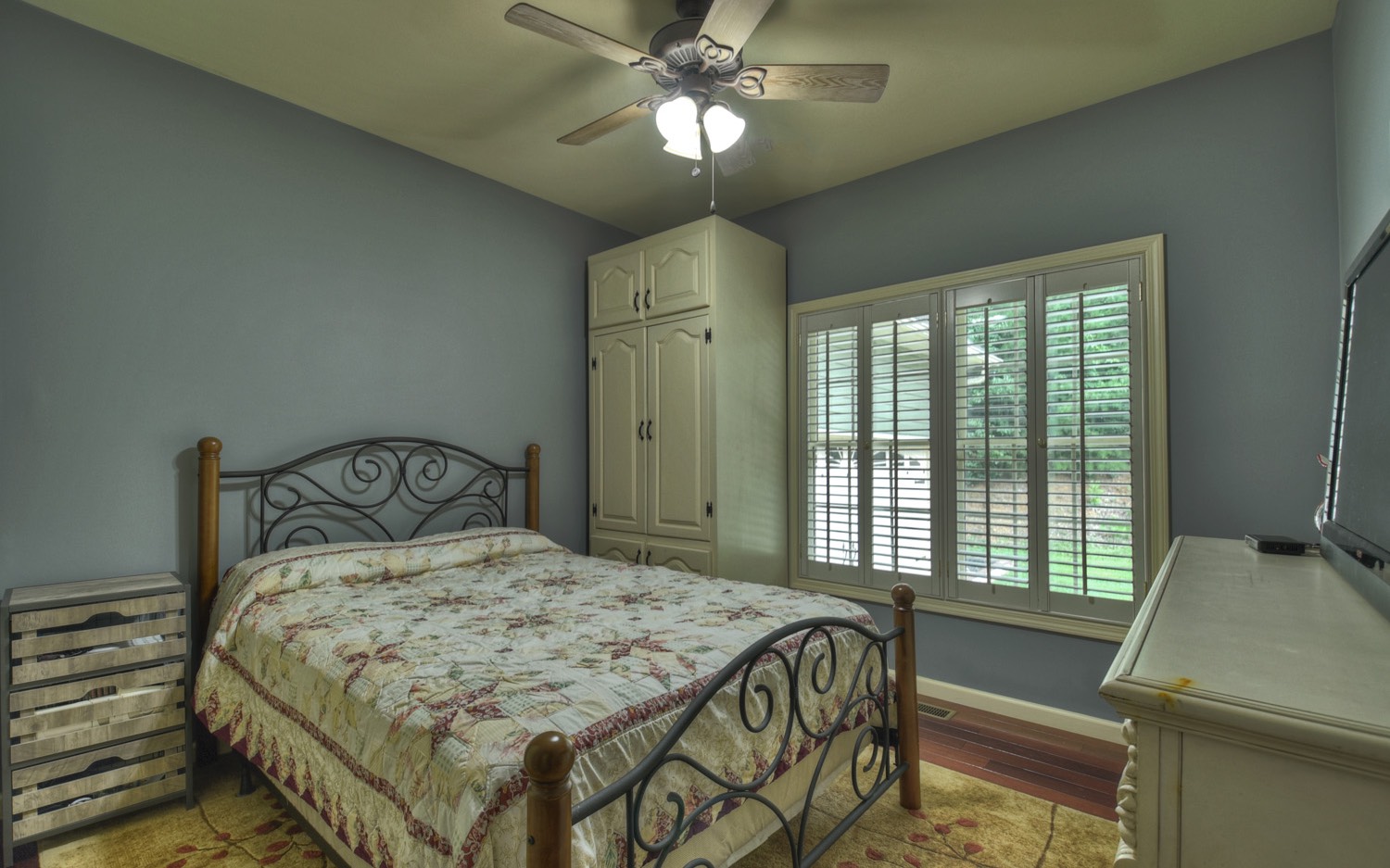 215 Fern Valley Road