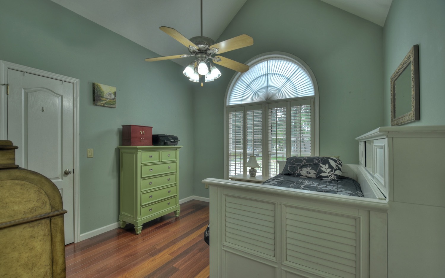 215 Fern Valley Road