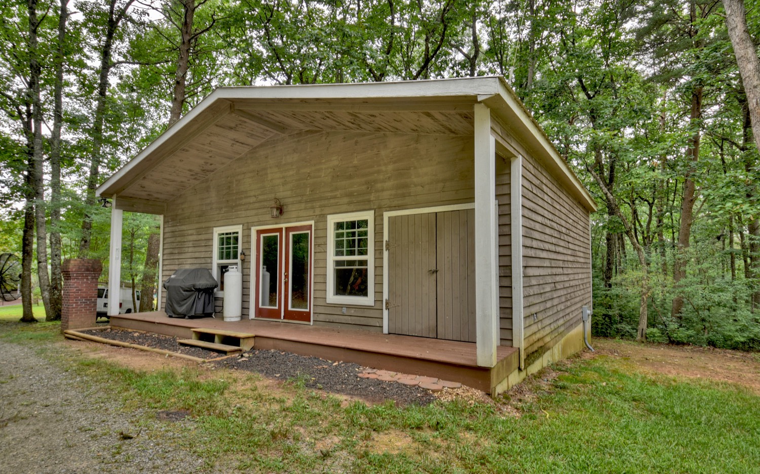 215 Fern Valley Road