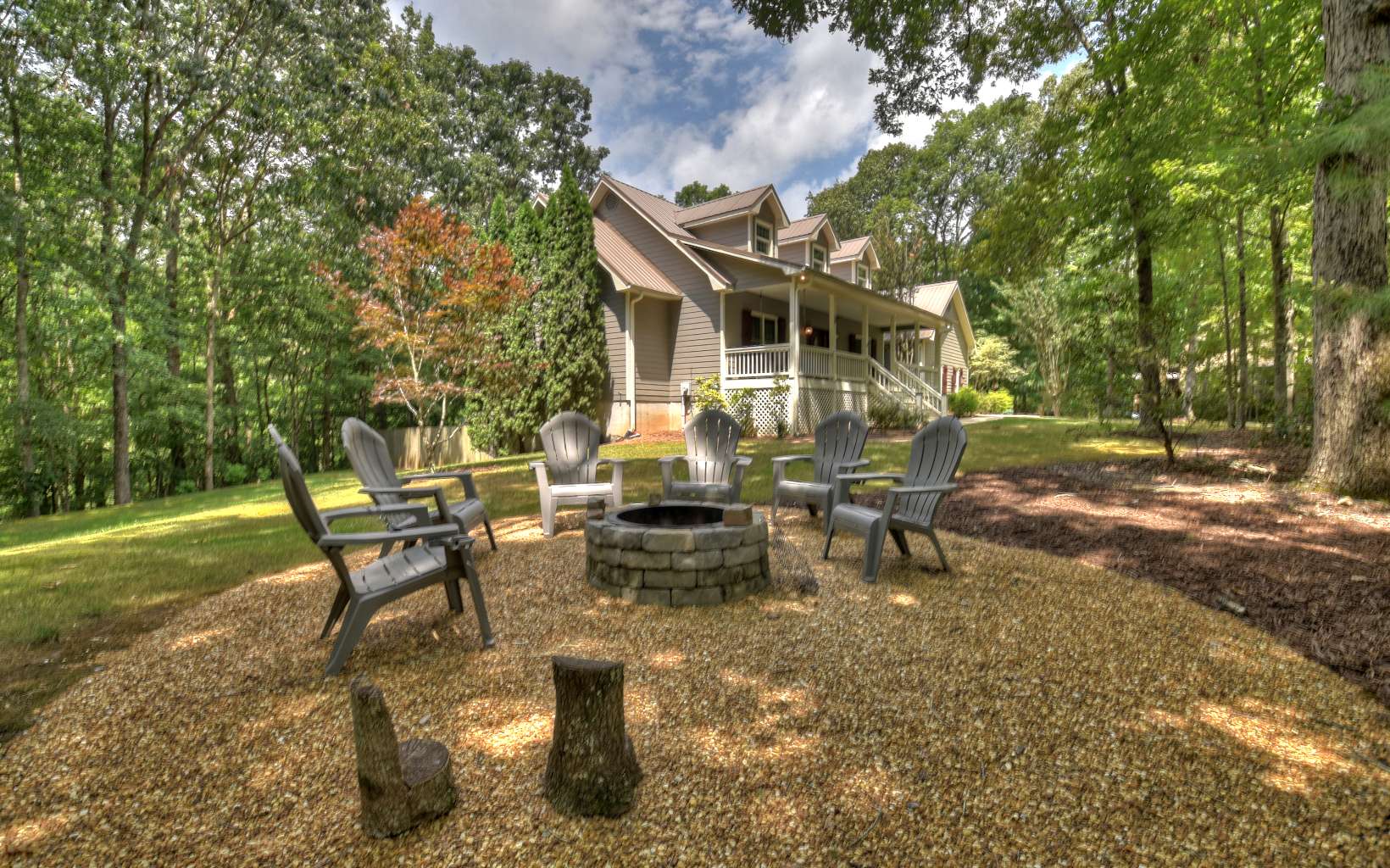 2541 Mountain Tops Road