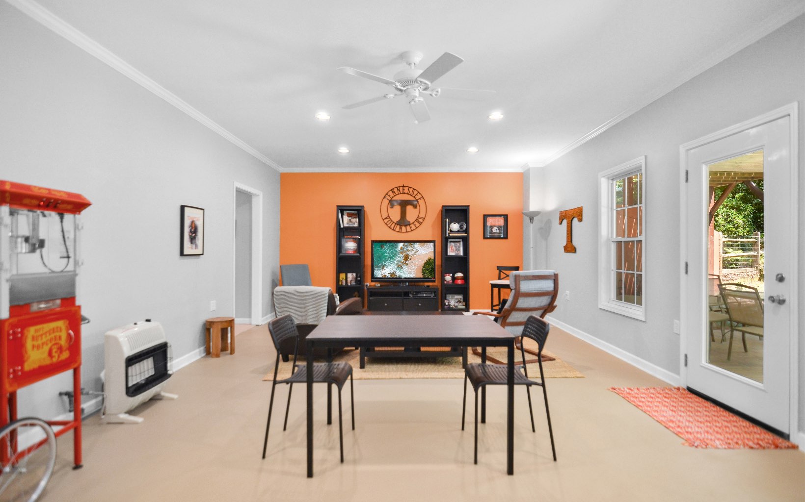 114 Hammond Drive