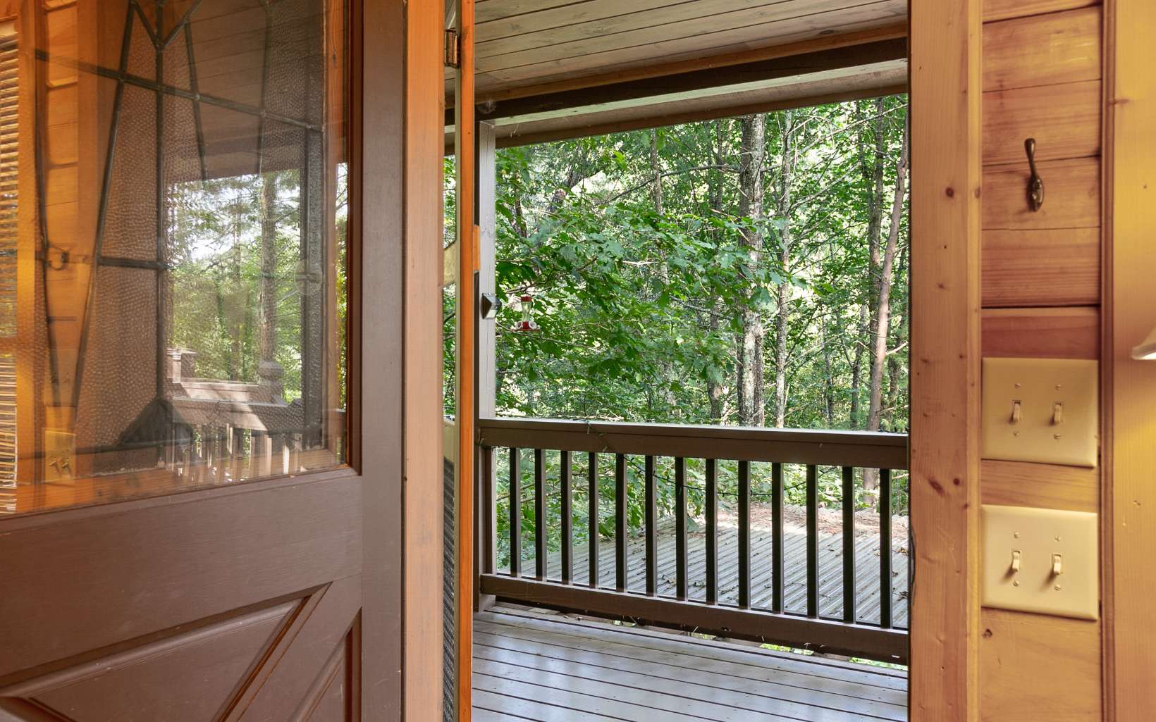 33 River Rock Road