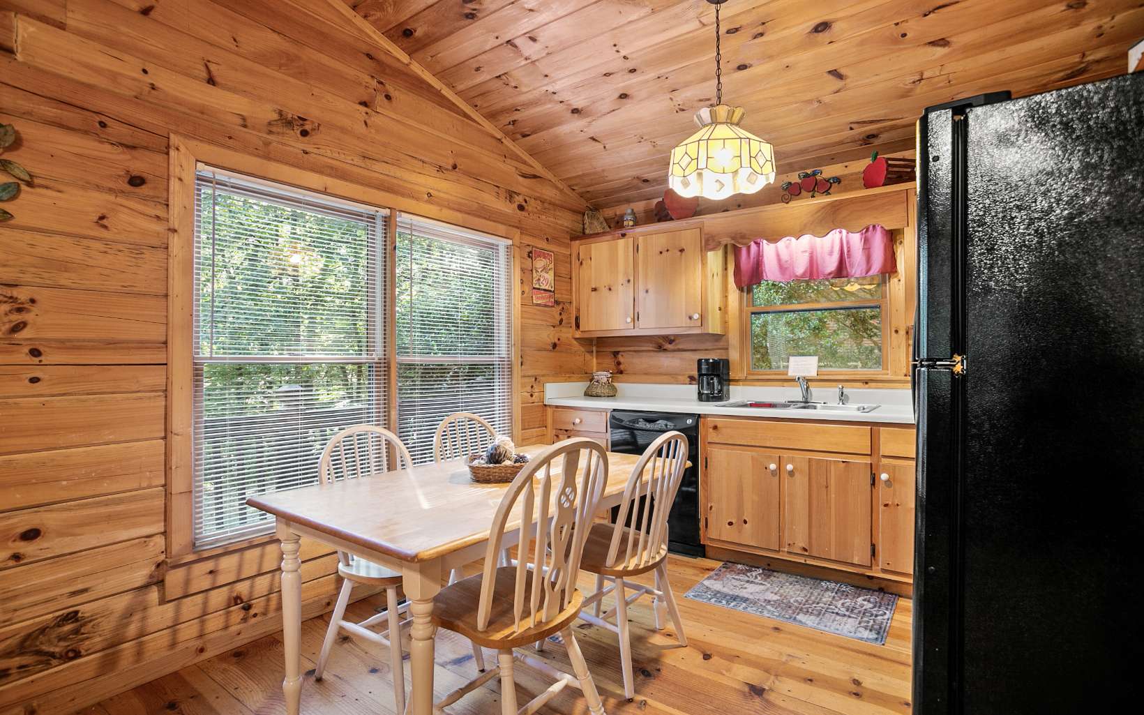 33 River Rock Road