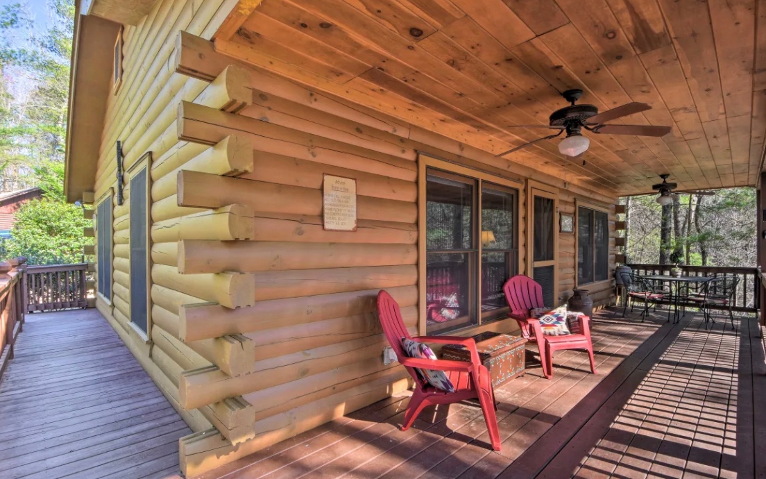 33 River Rock Road