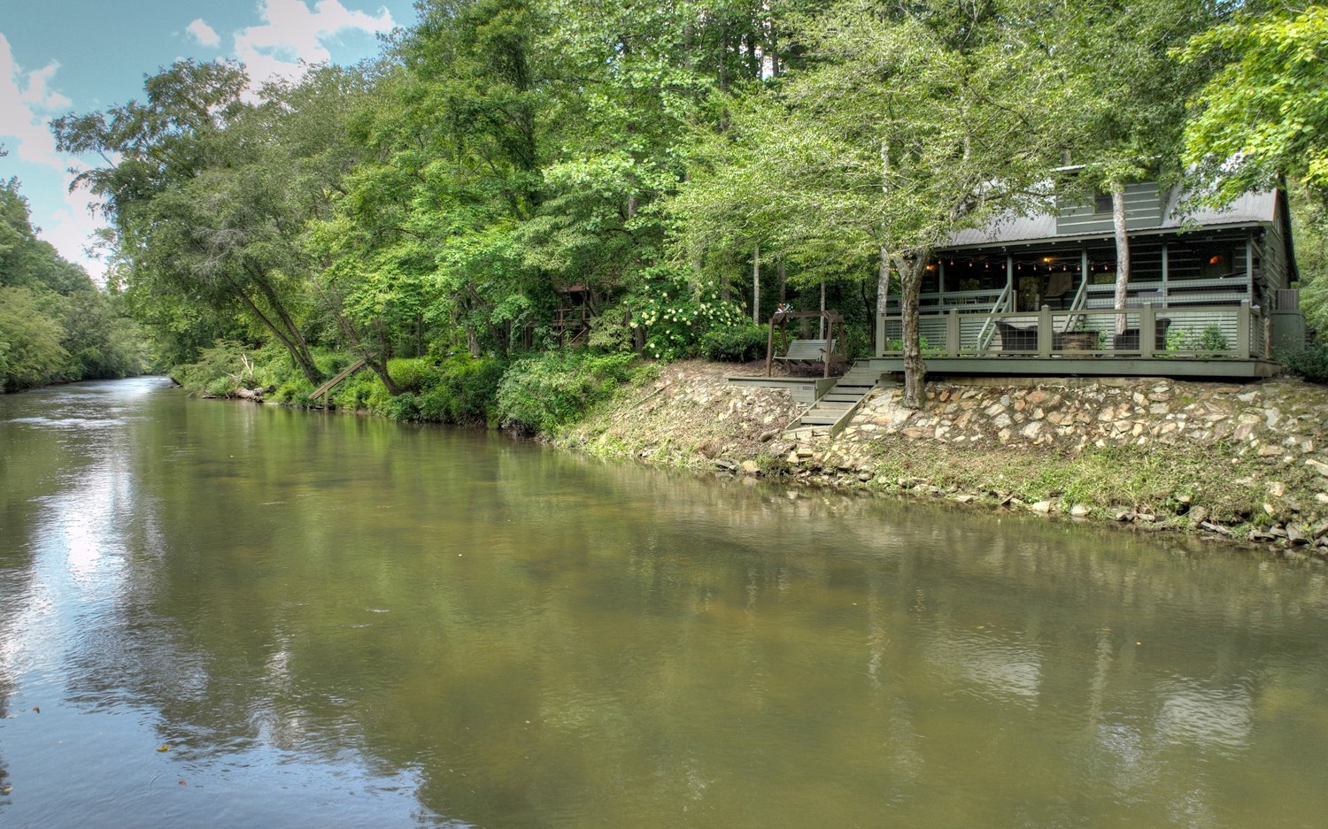 847 River Lane