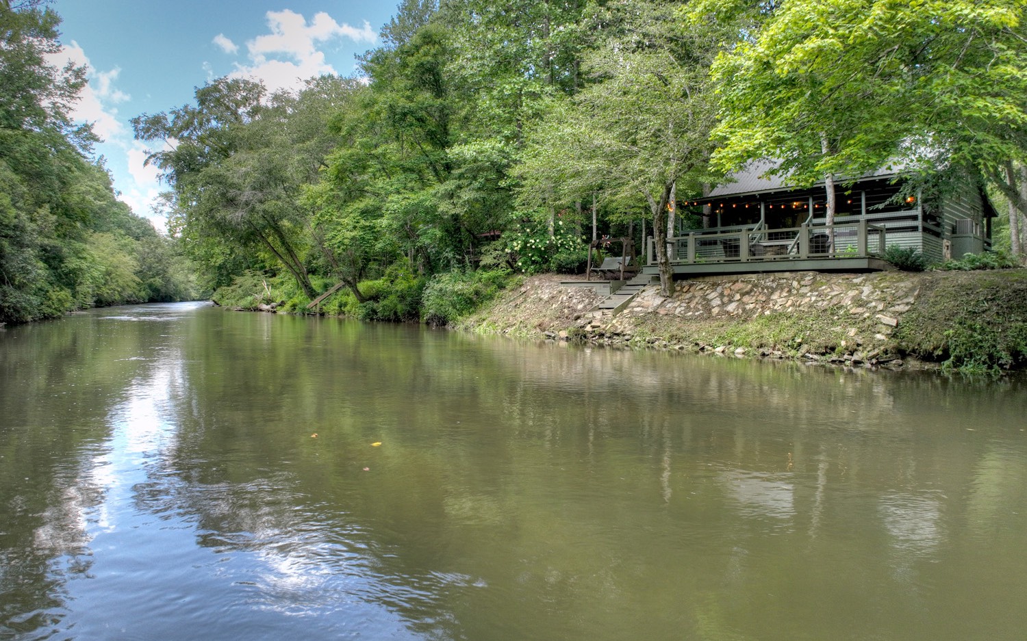 847 River Lane