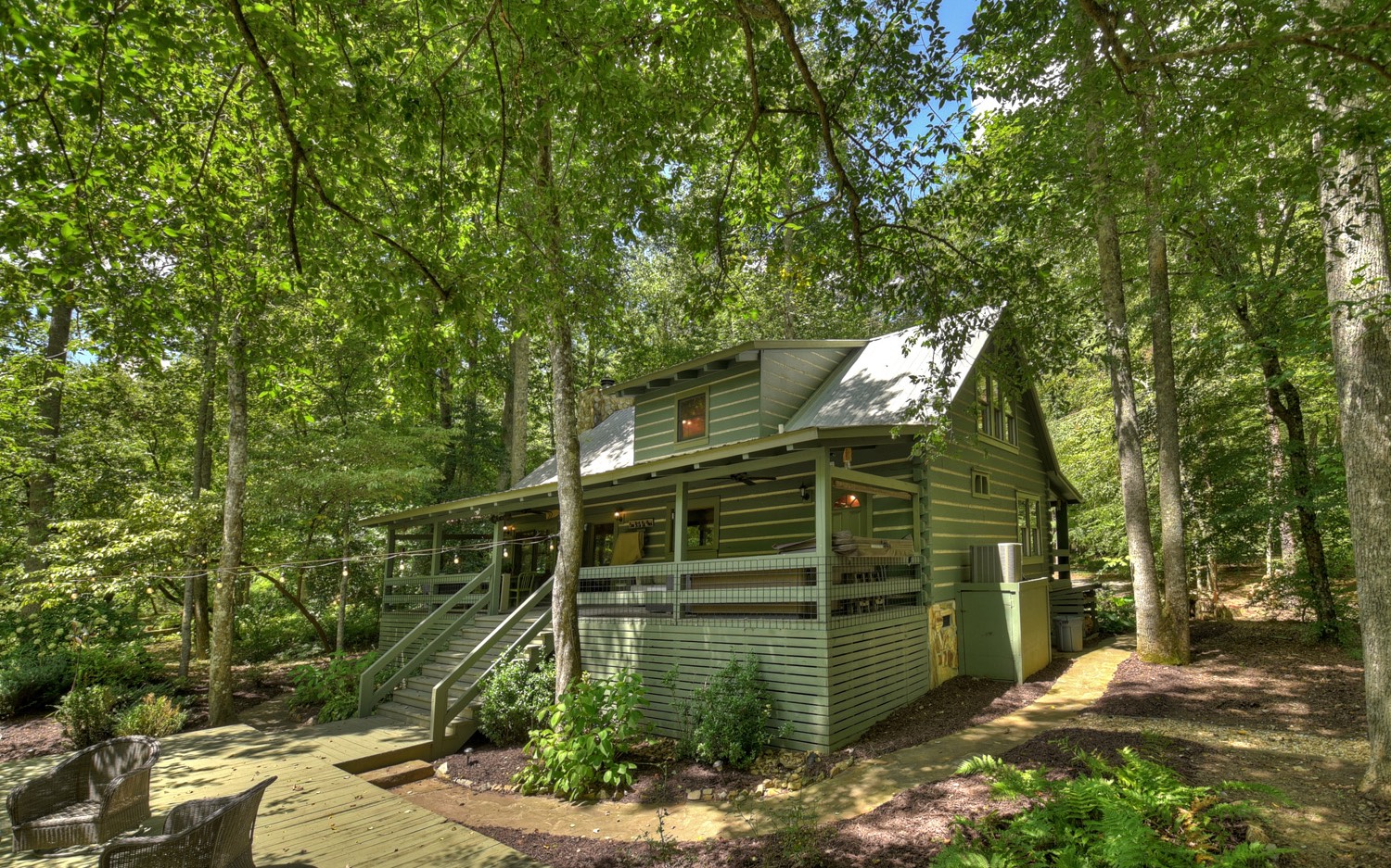 847 River Lane