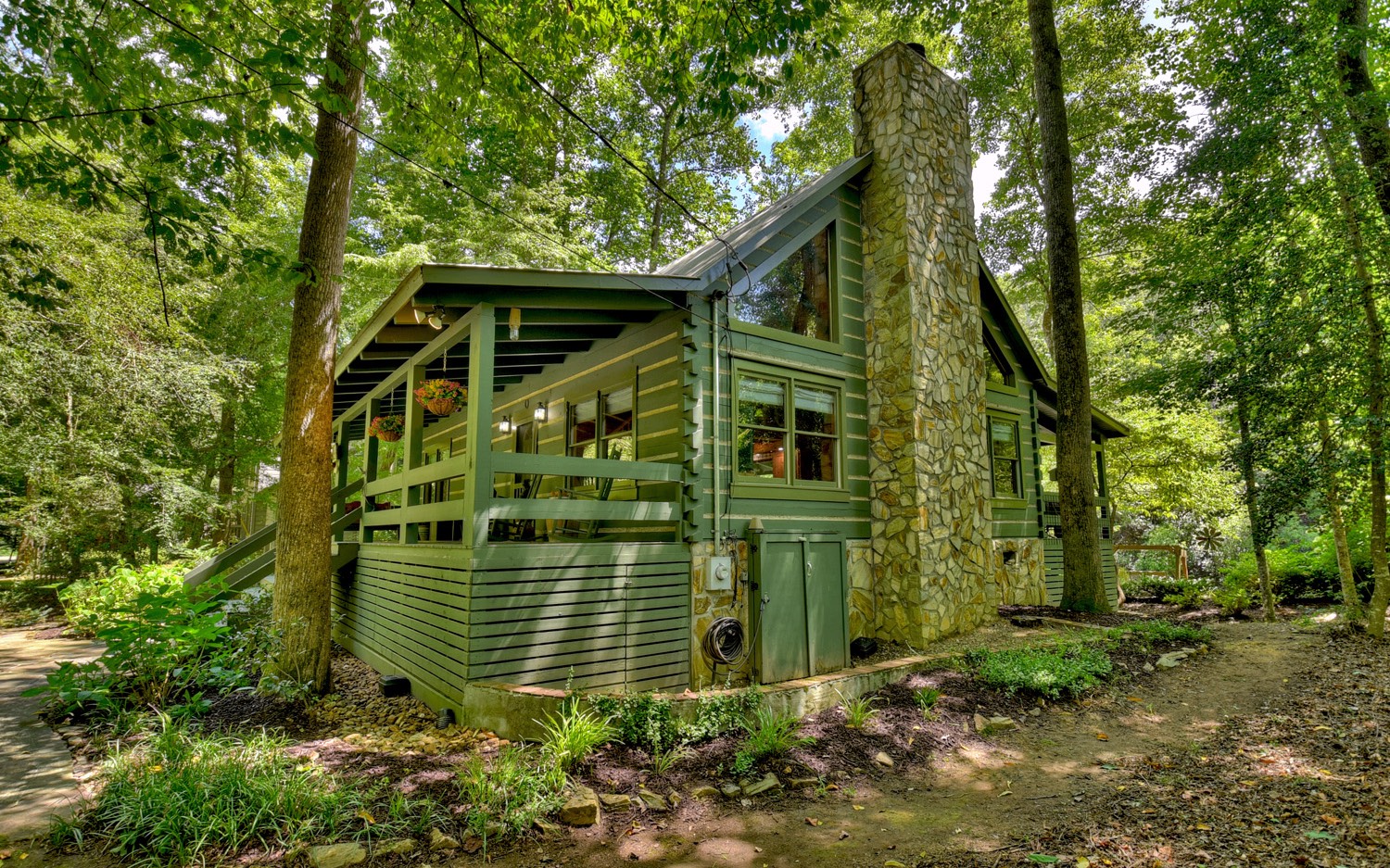 847 River Lane