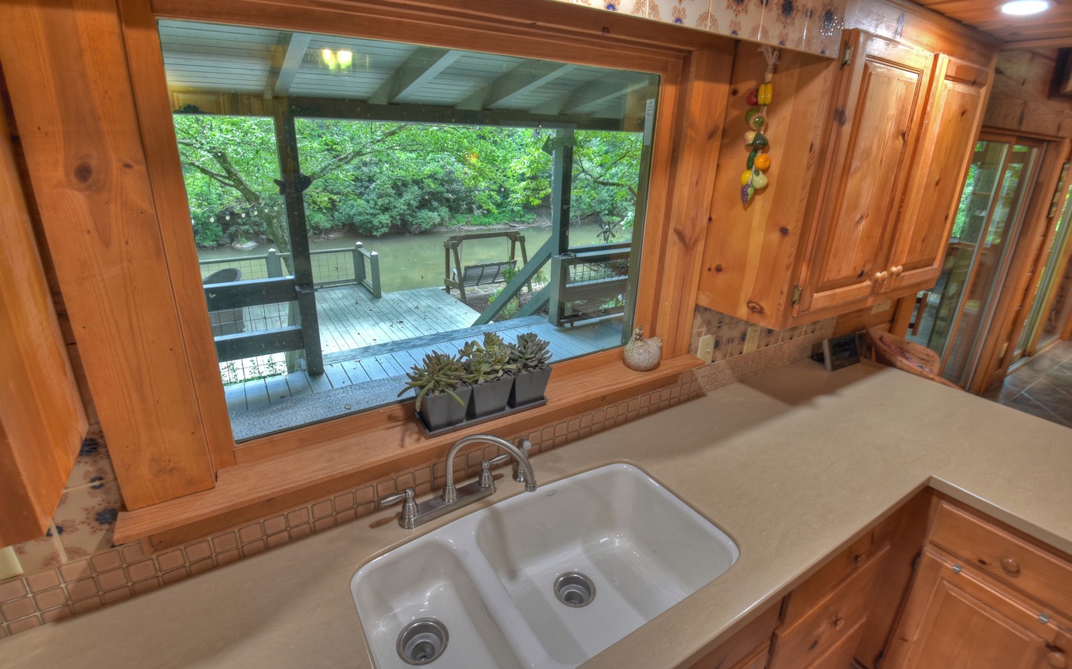 847 River Lane