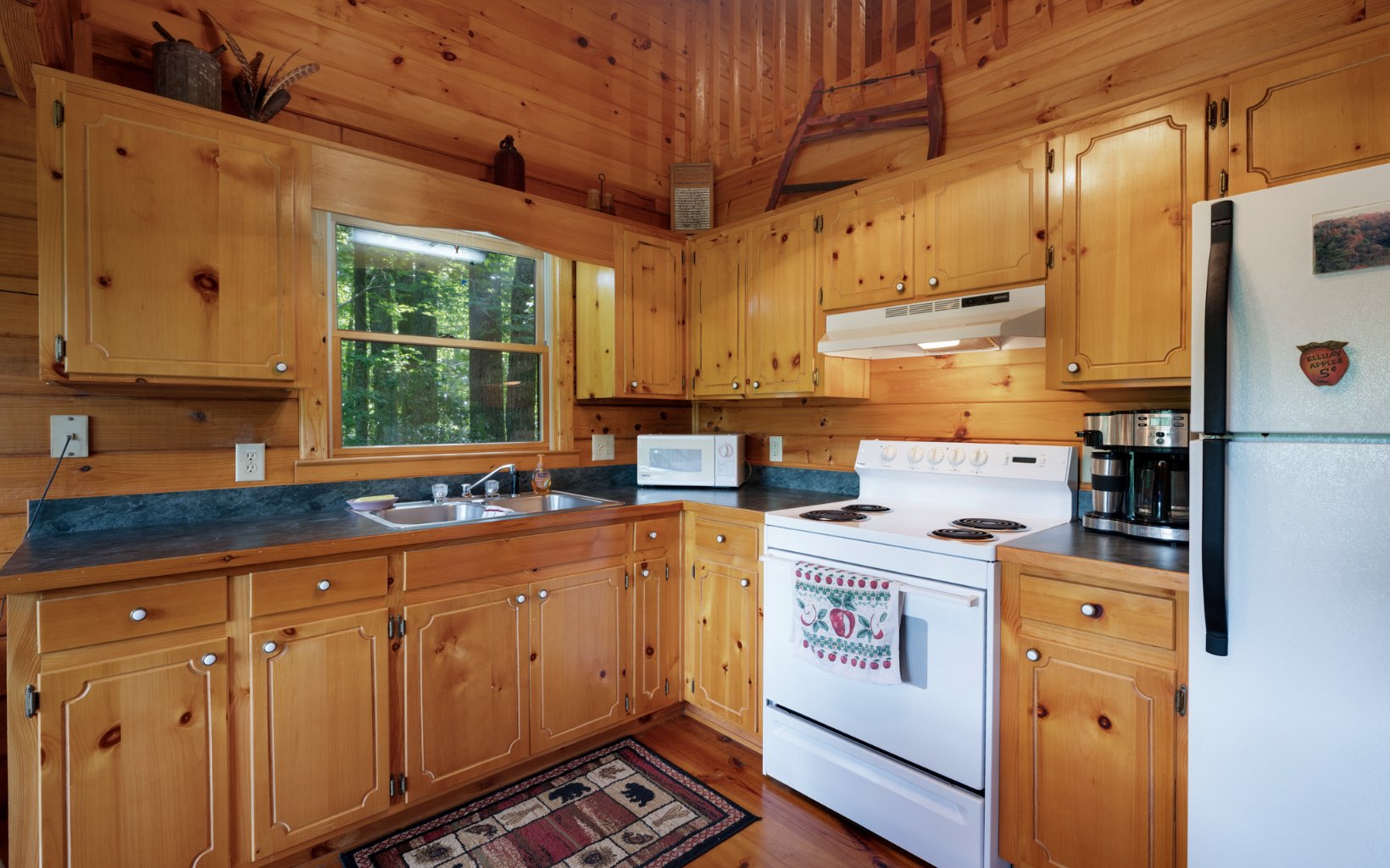154 Creekside Road