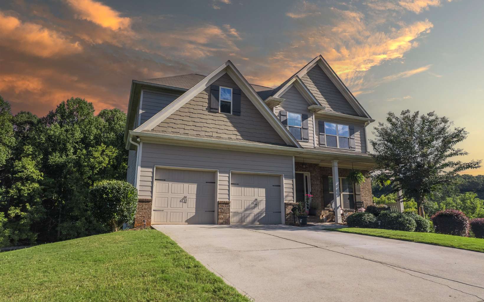 150 Old Lake Lane