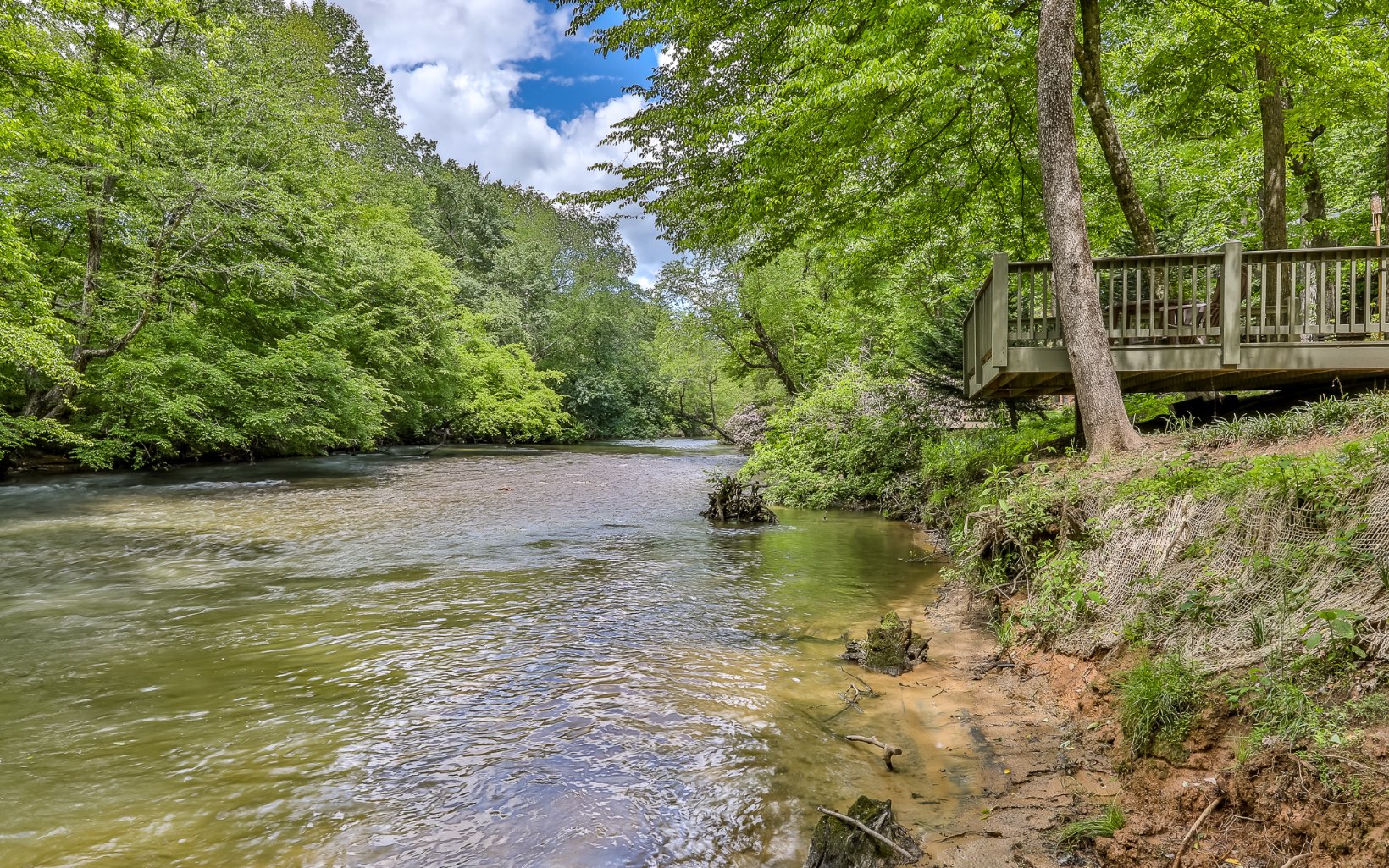 255 Licklog Road