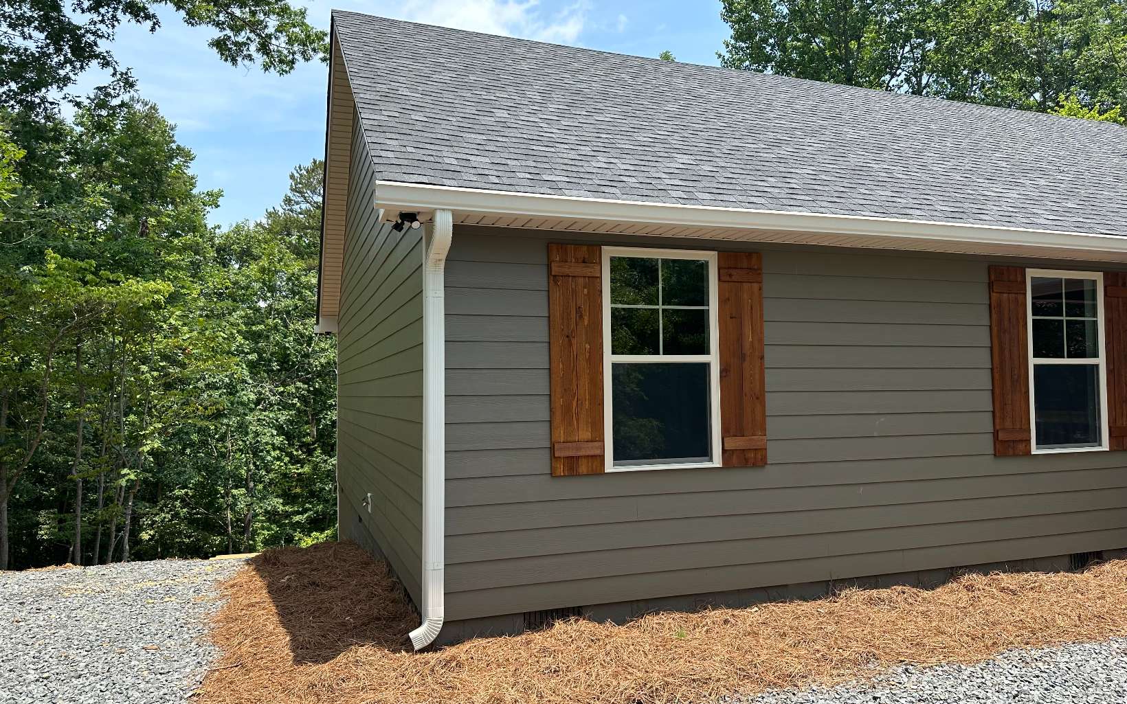 1214 Zenith Trail