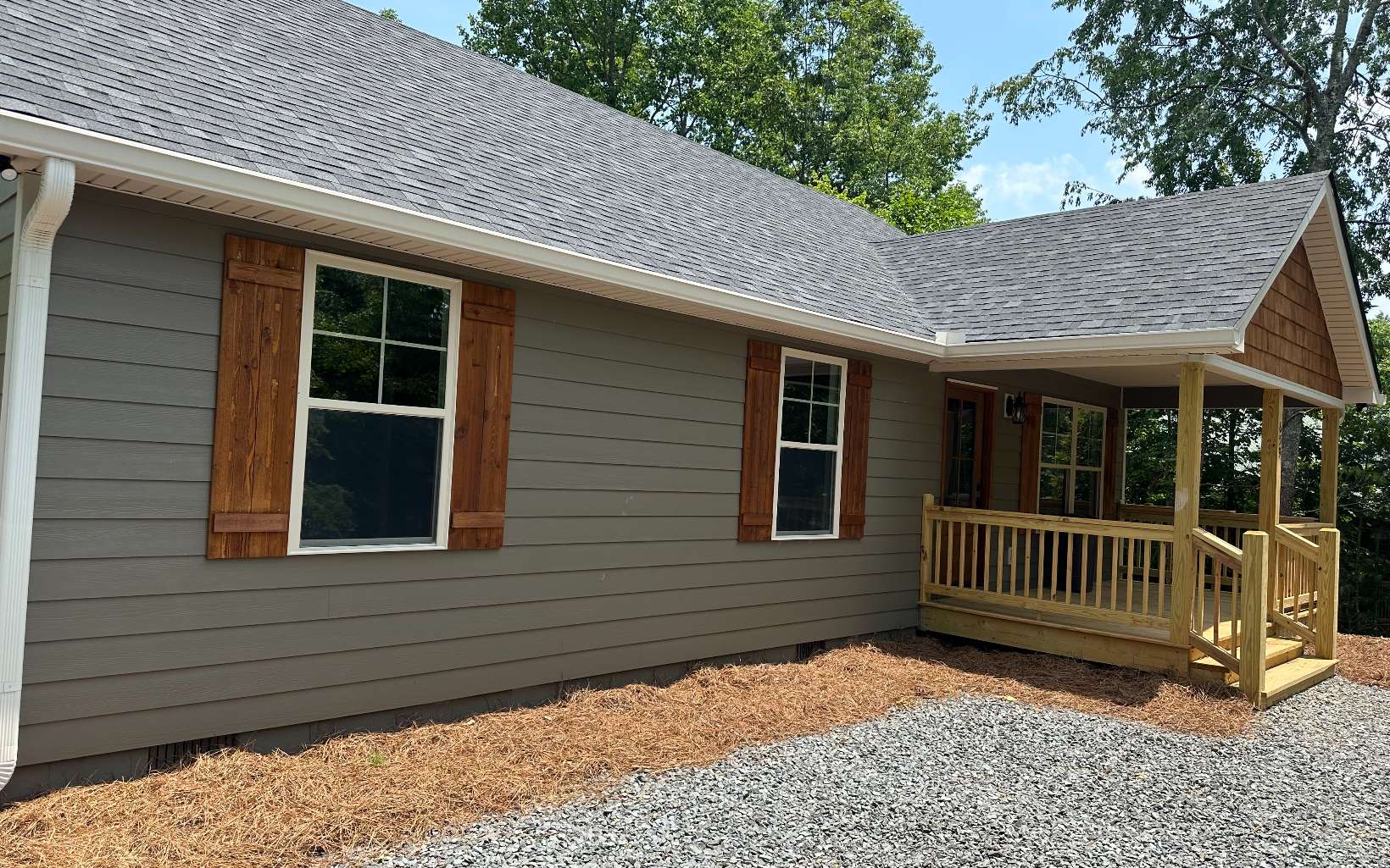 1214 Zenith Trail