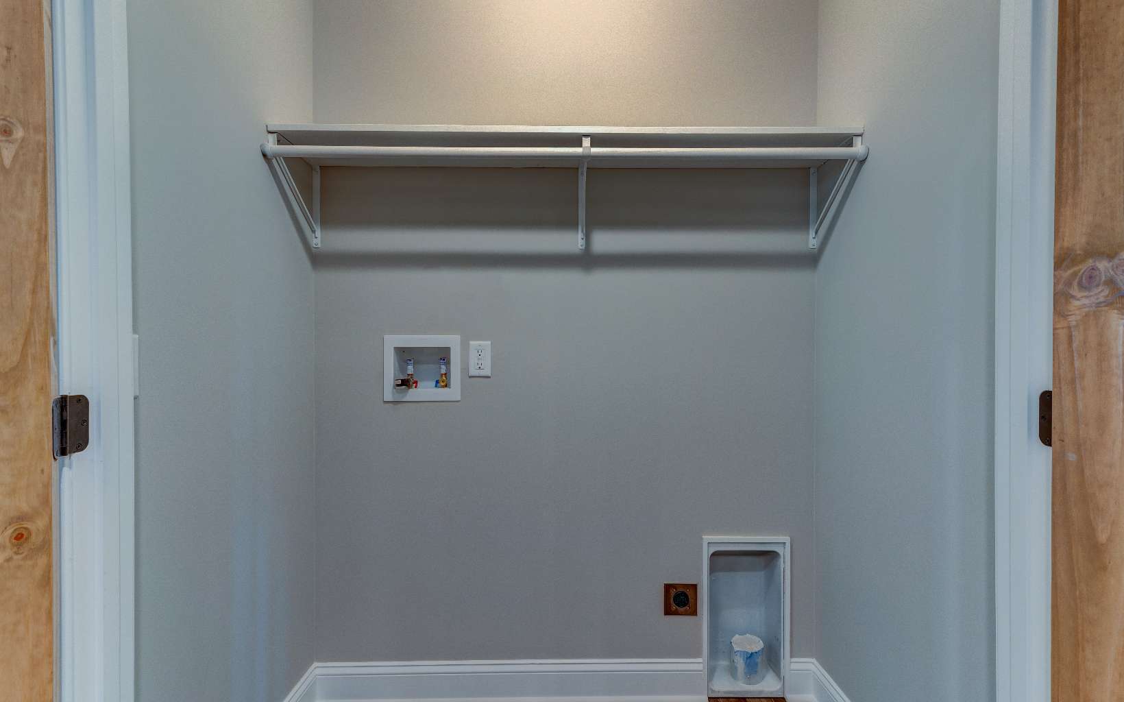 1214 Zenith Trail