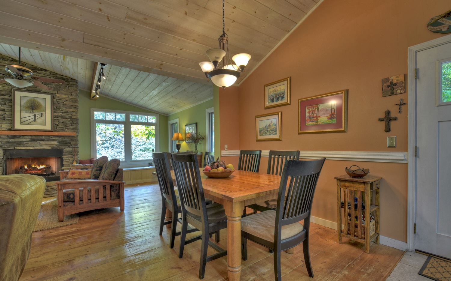 63 Chimney Court