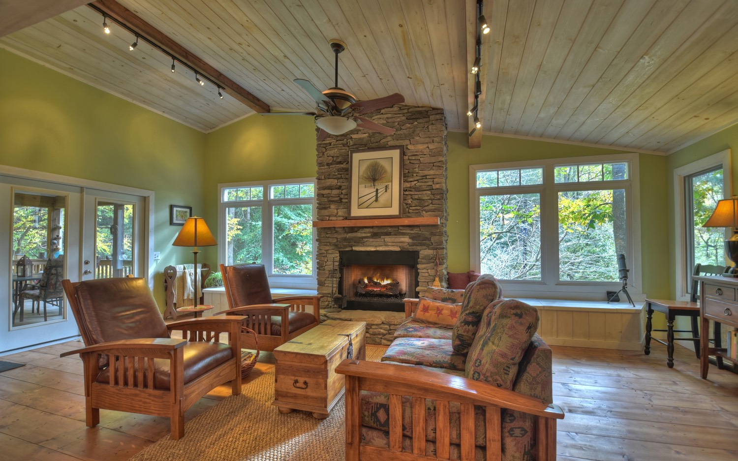 63 Chimney Court
