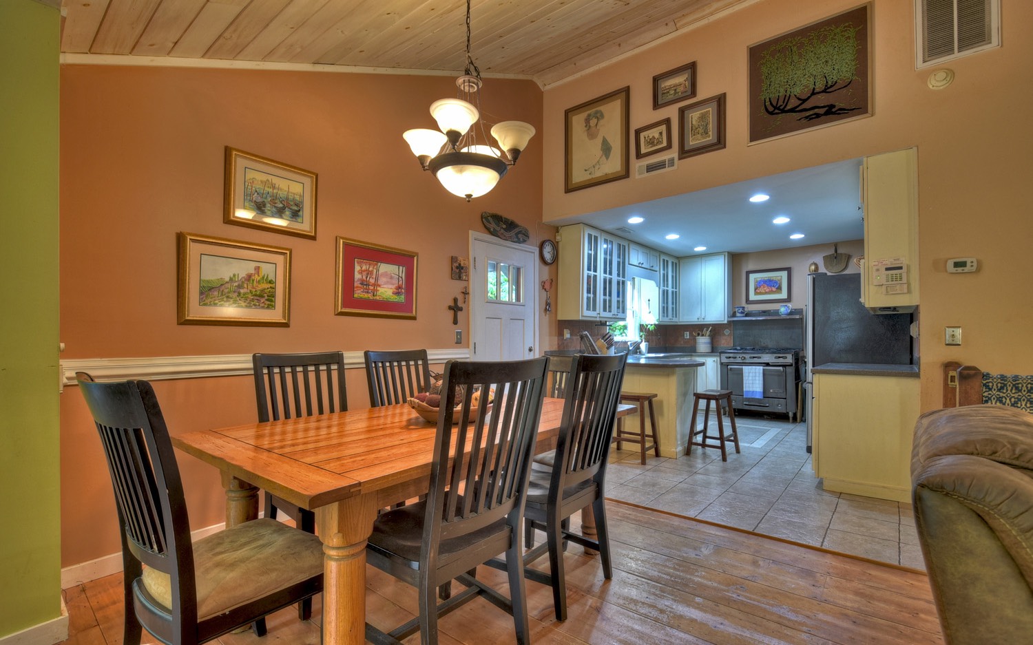 63 Chimney Court
