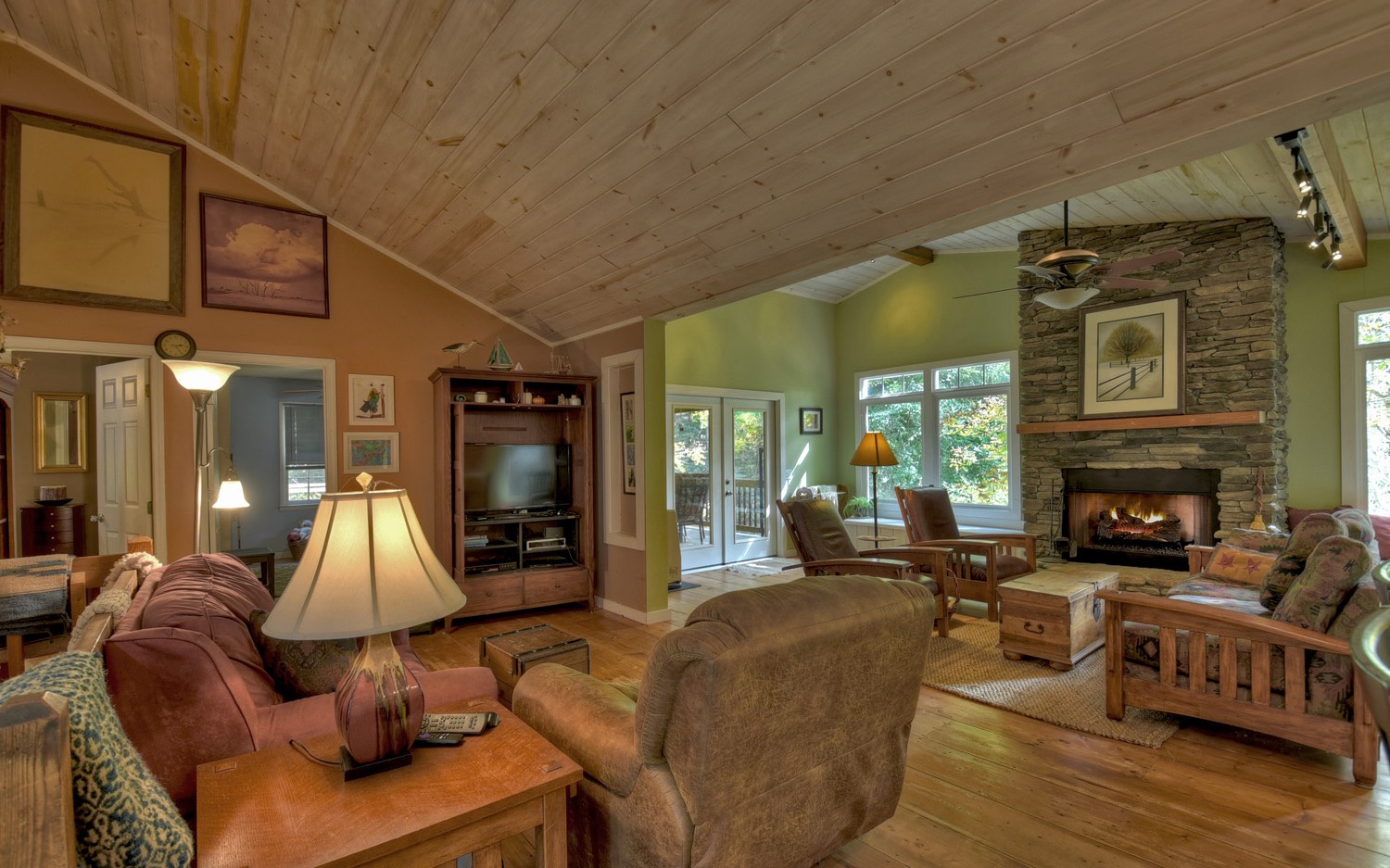 63 Chimney Court