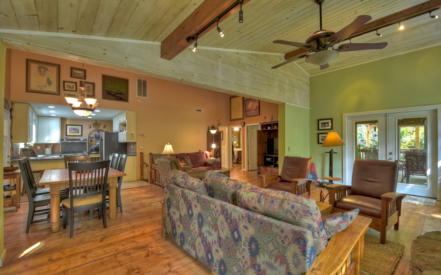 63 Chimney Court