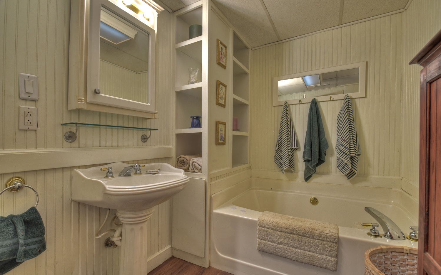 63 Chimney Court