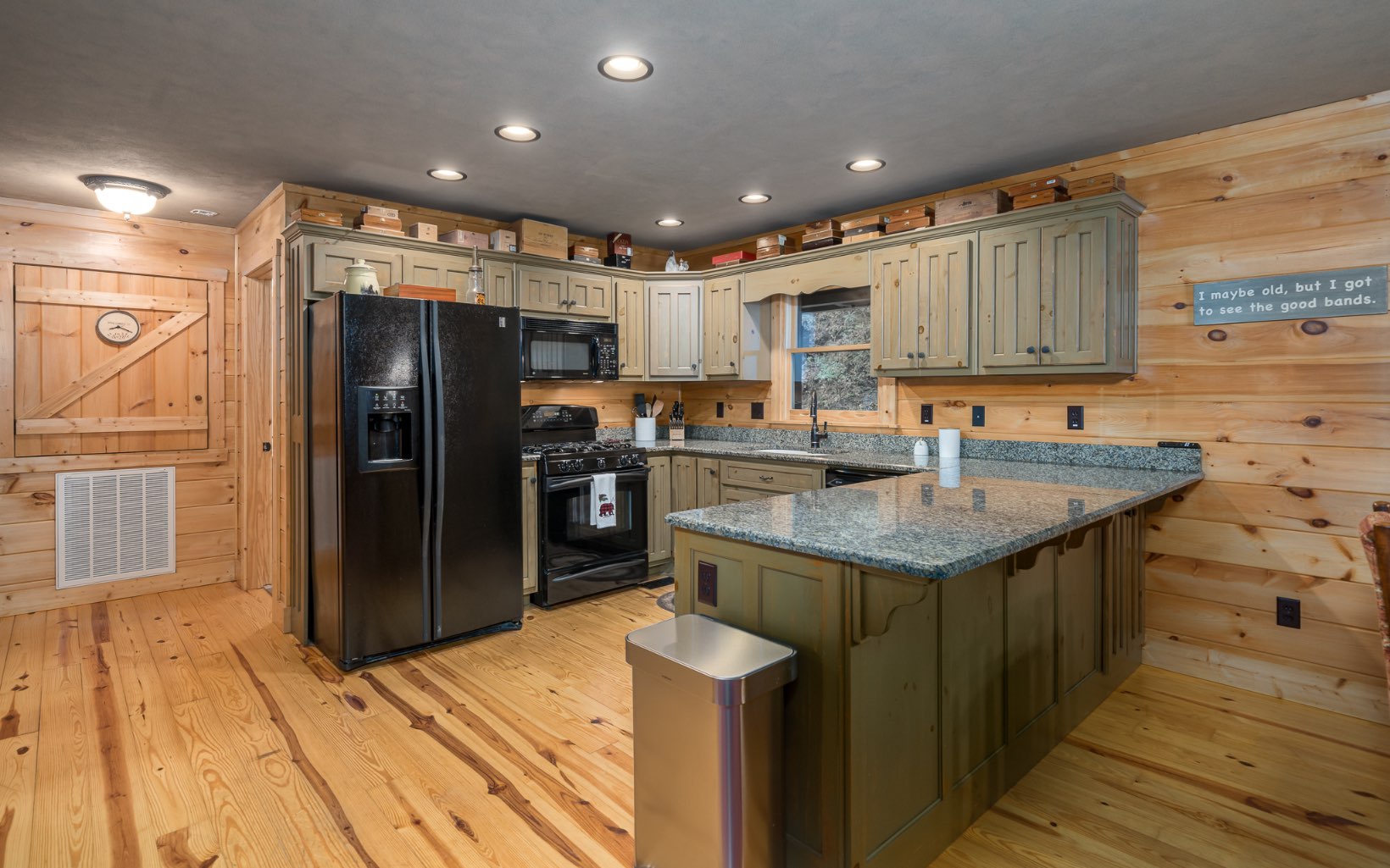 768 Ducktown Lane