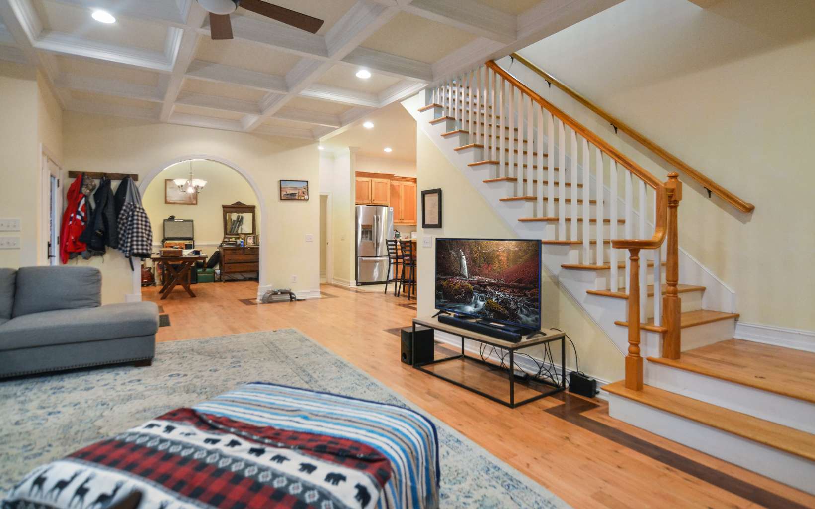 6 River Ridge Road