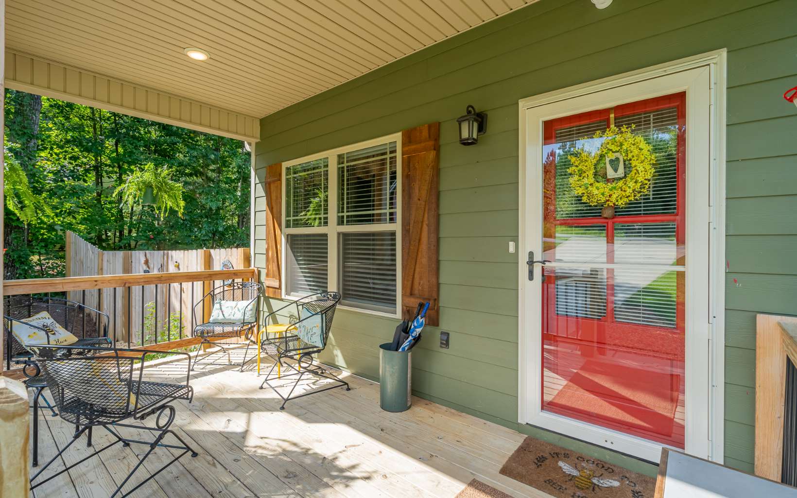 488 Meadow Circle