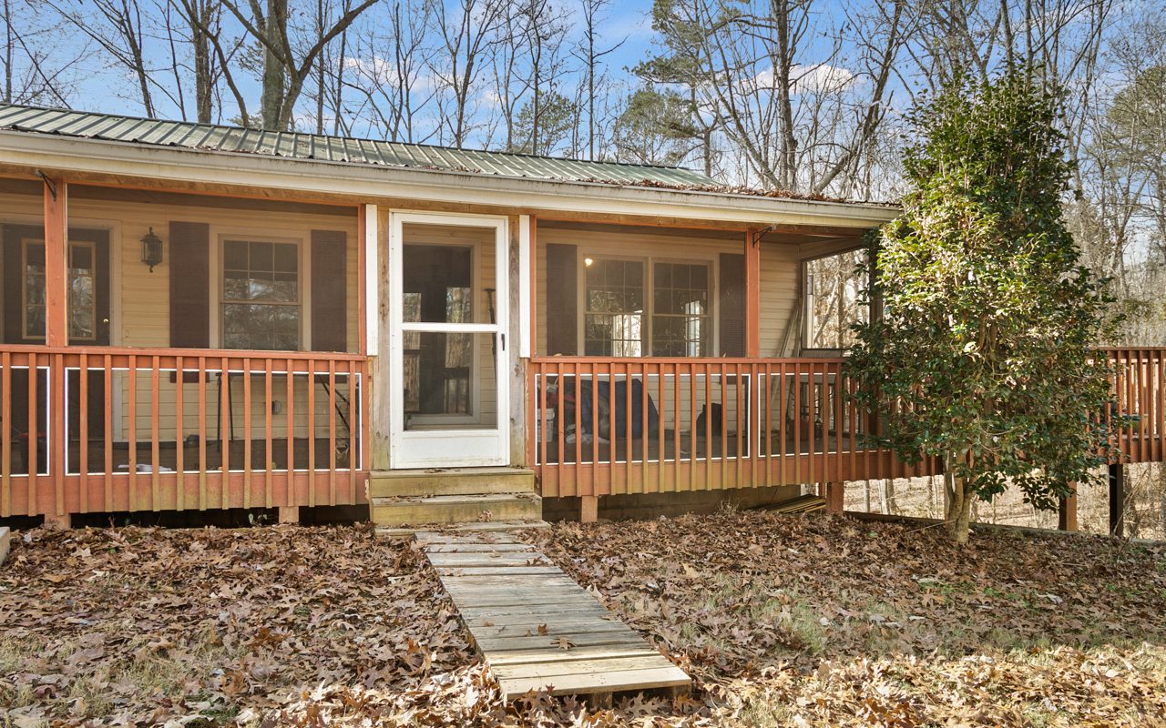 3010 Hwy 136e