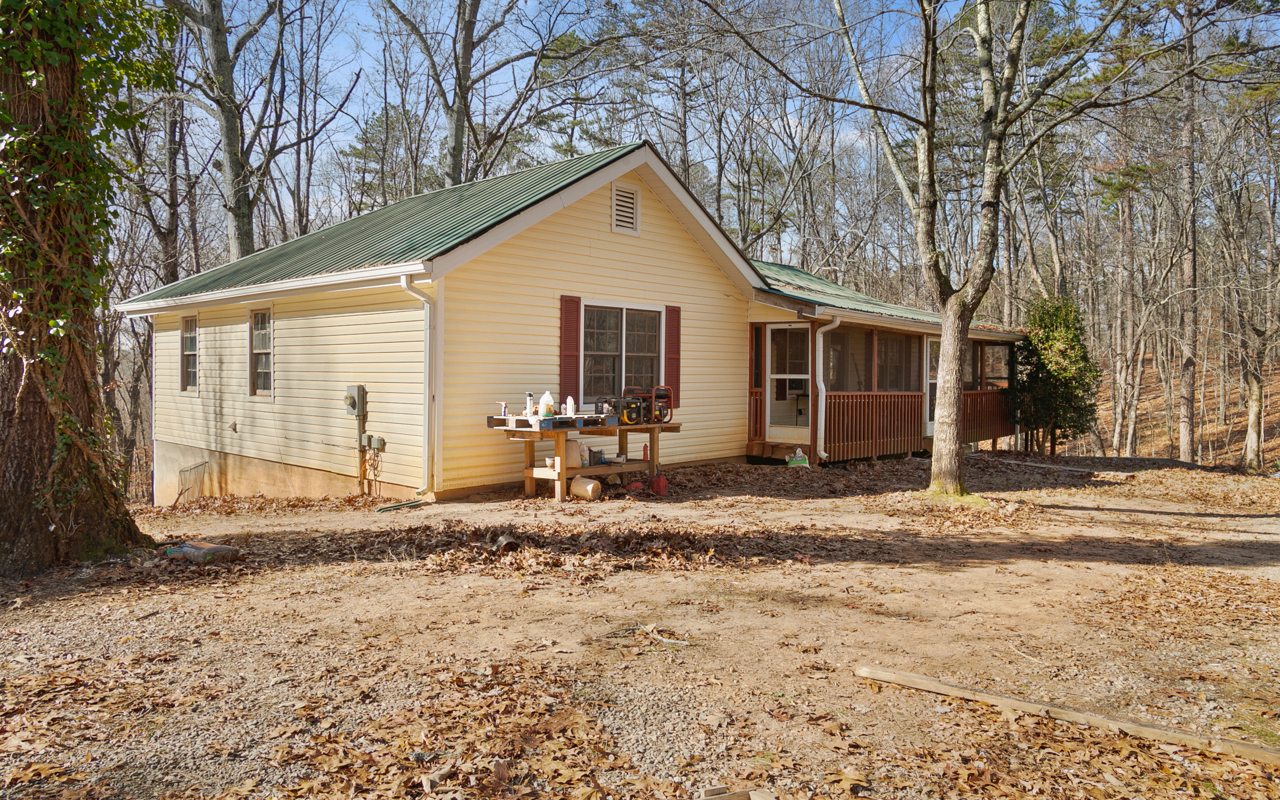 3010 Hwy 136e
