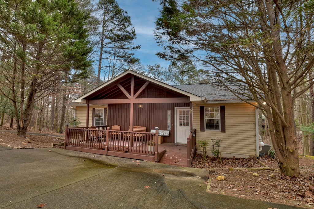 68 Ridgecrest Circle