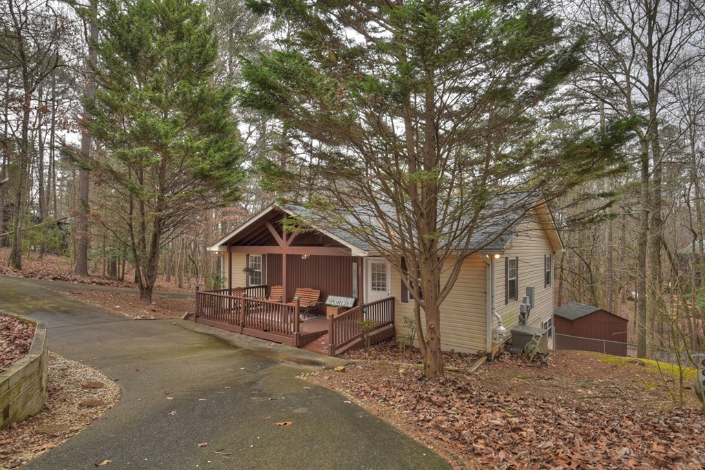 68 Ridgecrest Circle