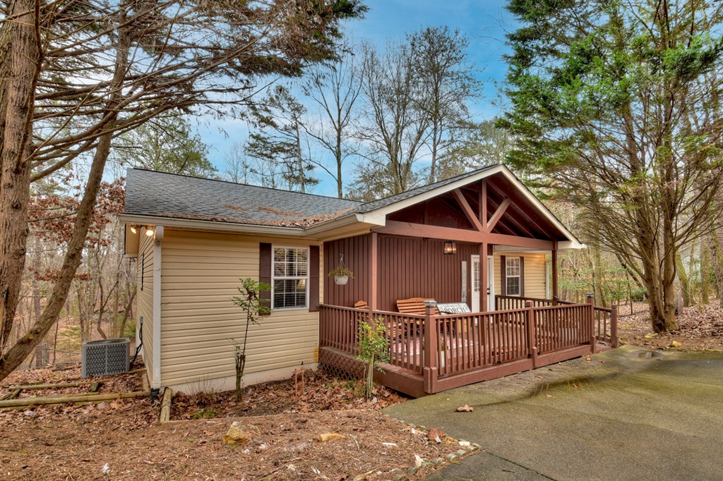 68 Ridgecrest Circle