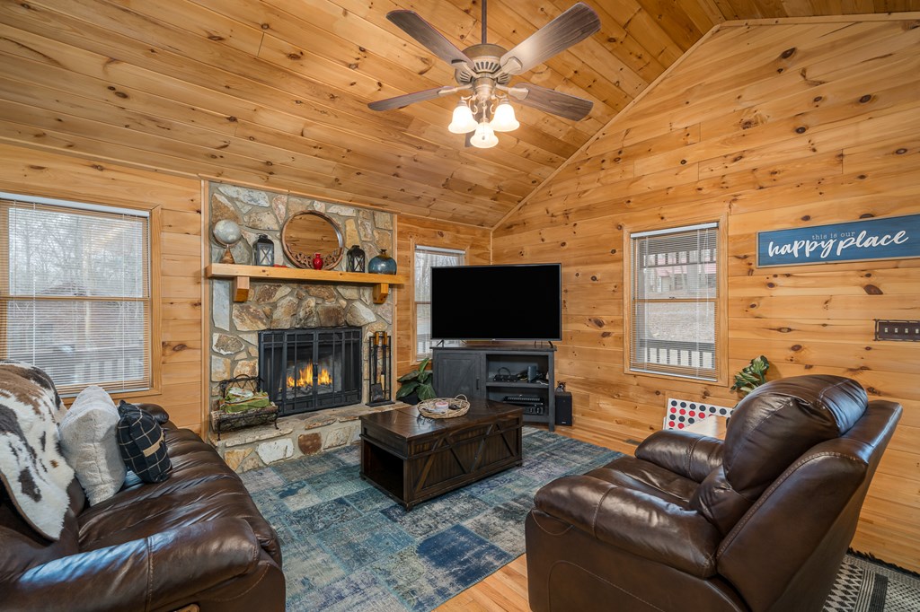 92 S Crestview Drive