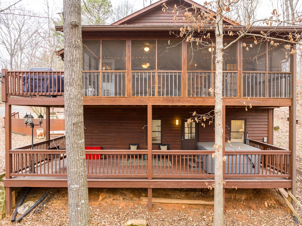 92 S Crestview Drive