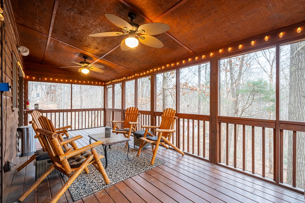 92 S Crestview Drive