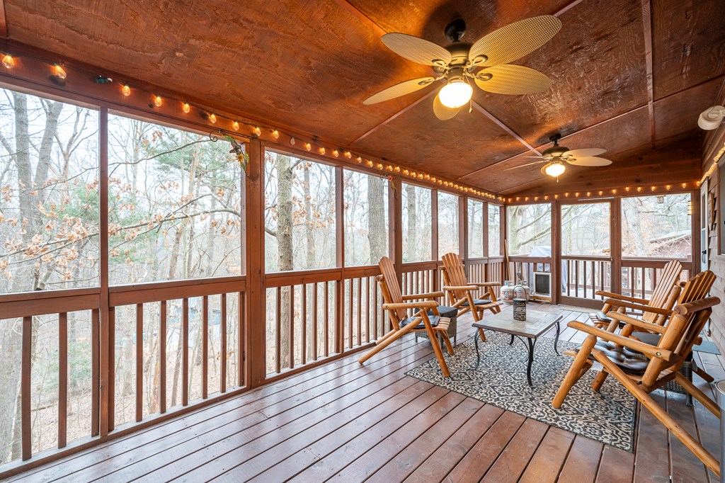 92 S Crestview Drive