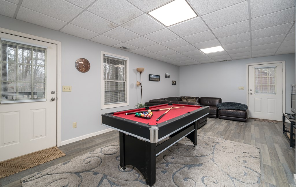 92 S Crestview Drive