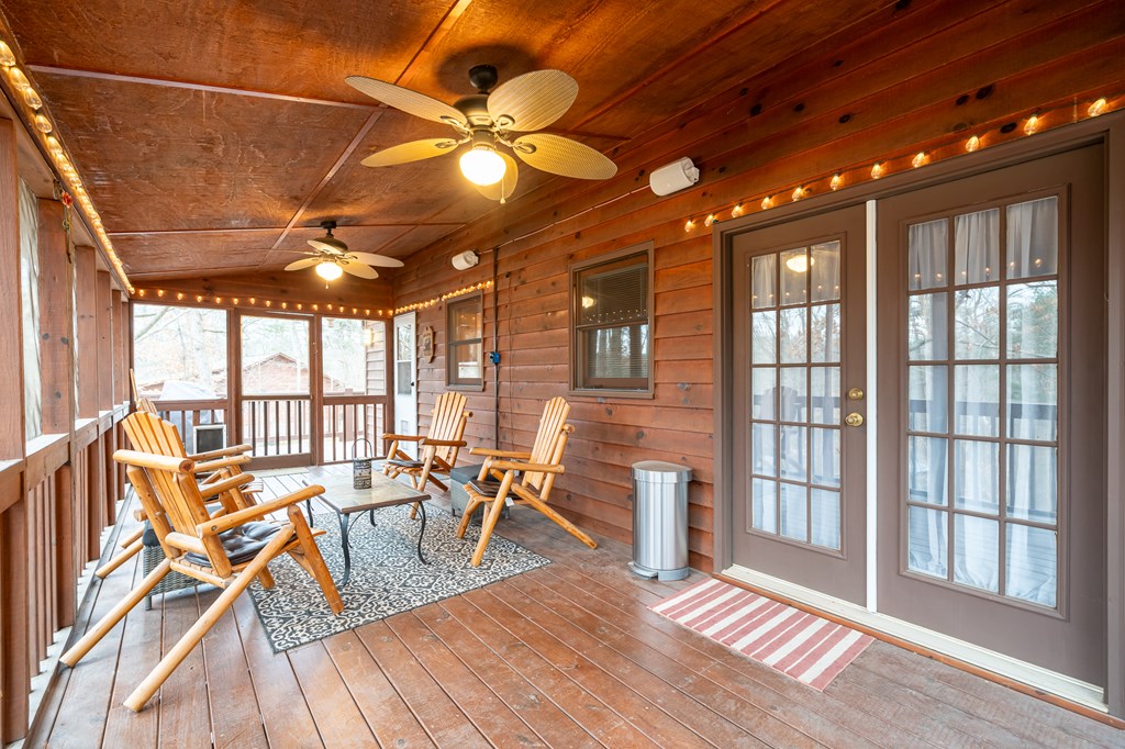 92 S Crestview Drive