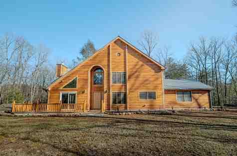 102 Red Hawk Trail