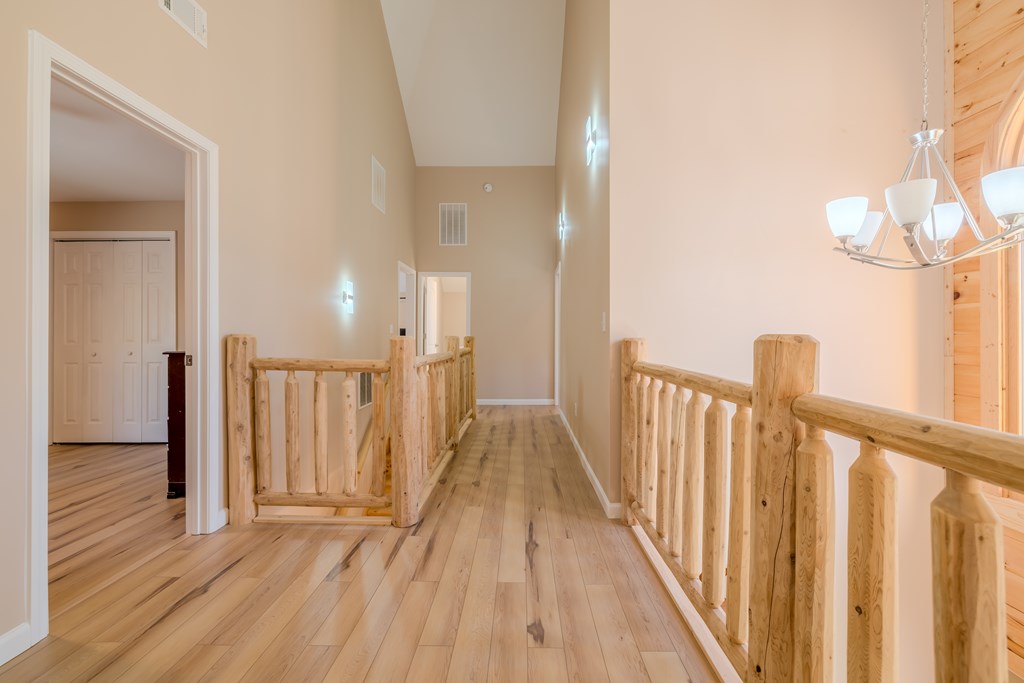 102 Red Hawk Trail