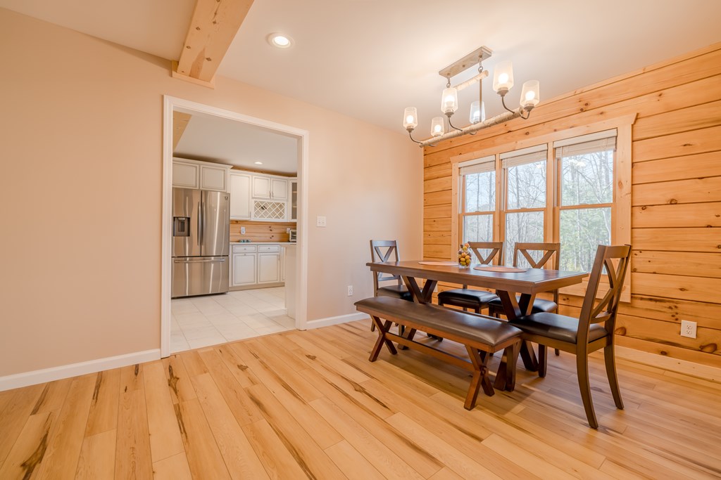 102 Red Hawk Trail