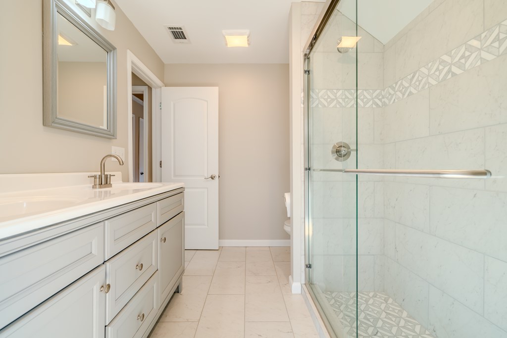 102 Red Hawk Trail